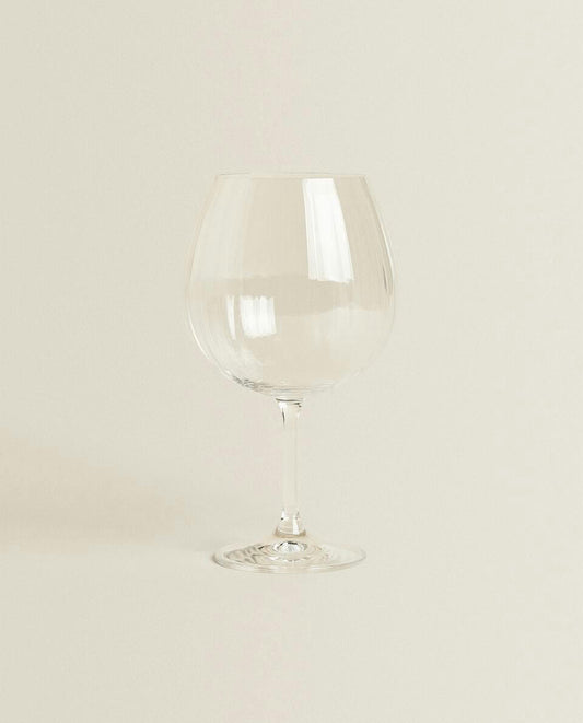 RAISED CRYSTALLINE WINE GLASS