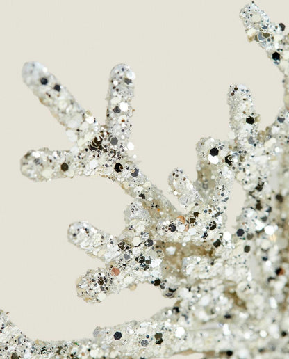 GLITTERY CHRISTMAS SNOWFLAKE DECORATION