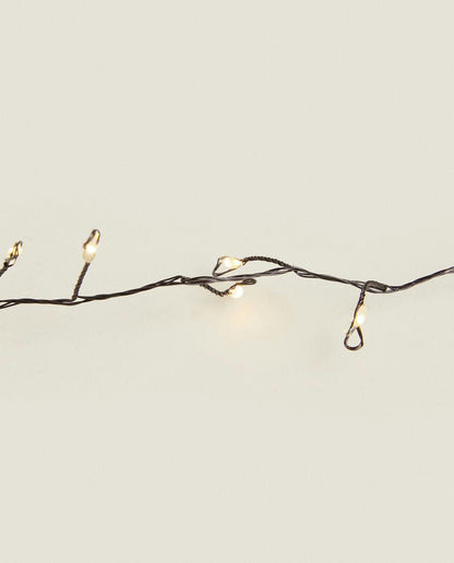 WIRE CHRISTMAS LIGHT STRAND