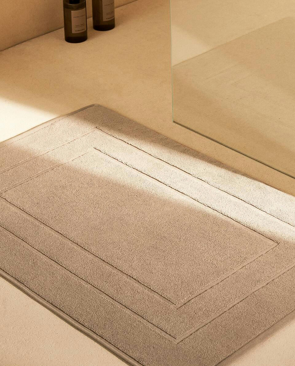 COTTON BATH MAT