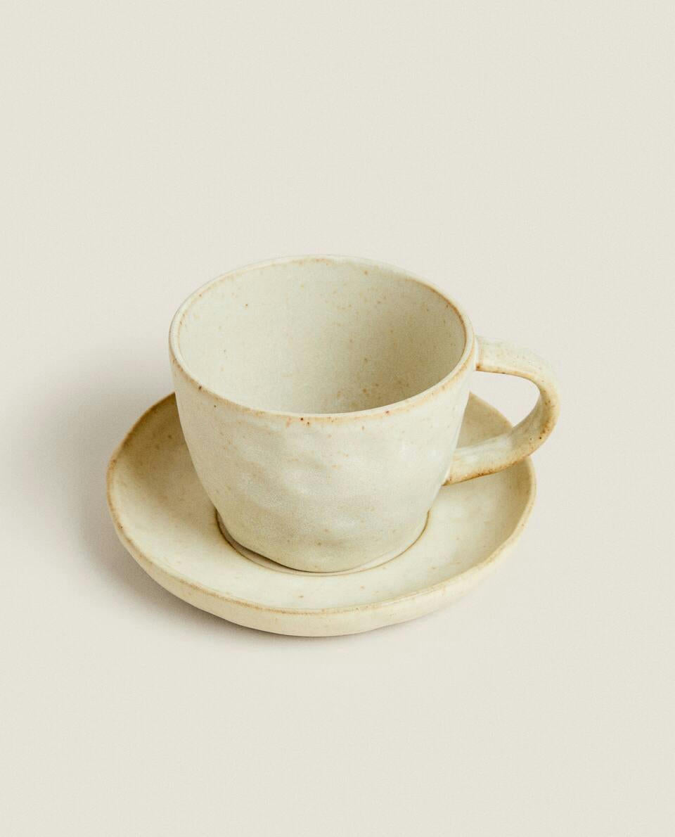 TEXTURED STONEWARE BREAKFAST SET