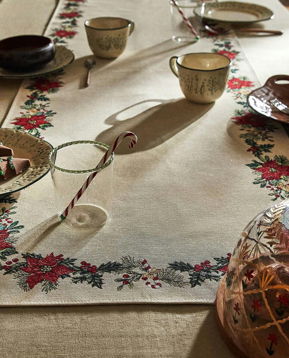CHRISTMAS POINSETTIA JACQUARD COTTON TABLE RUNNER
