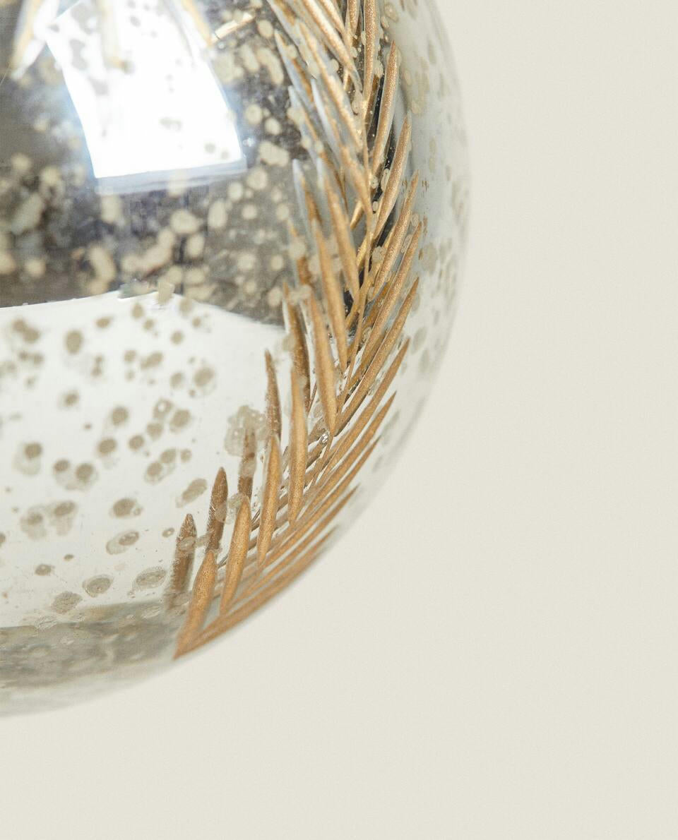 SHINY GLASS CHRISTMAS BAUBLE DECORATION