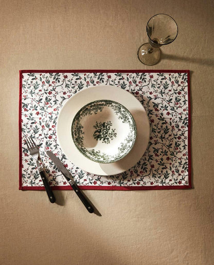 PACK OF CHRISTMAS VINE COTTON TEA TOWELS (PACK OF 2)