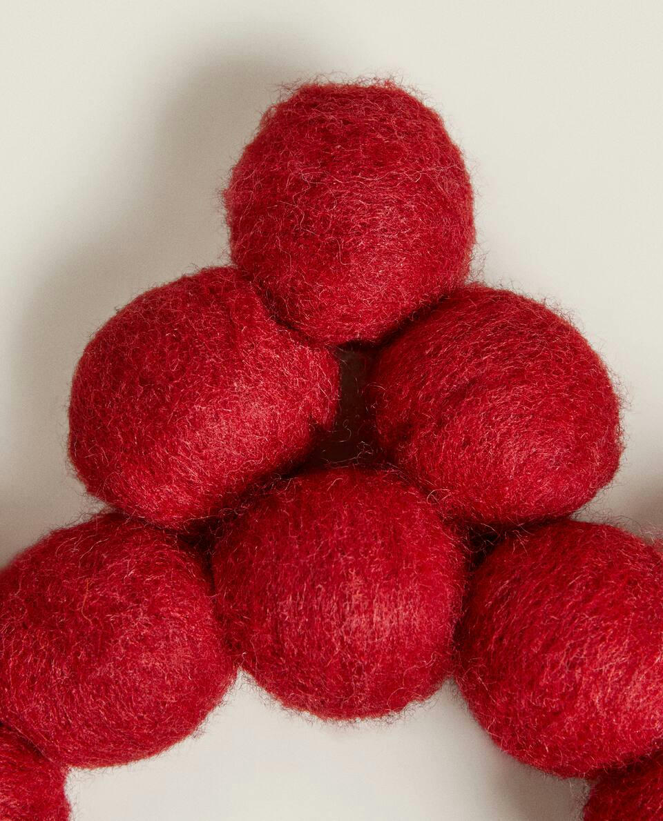 CHRISTMAS STAR-SHAPED WOOL TRIVET