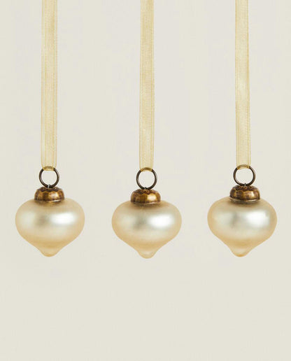 PACK OF SHINY DROPLET CHRISTMAS DECORATIONS (PACK OF 3)