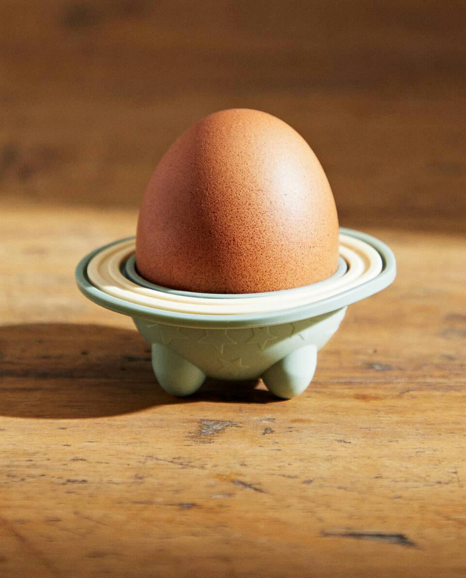 SILICONE EGG CUP WITH PLANETS