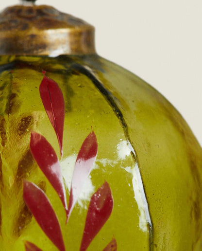 GLASS CHRISTMAS BAUBLE DECORATION