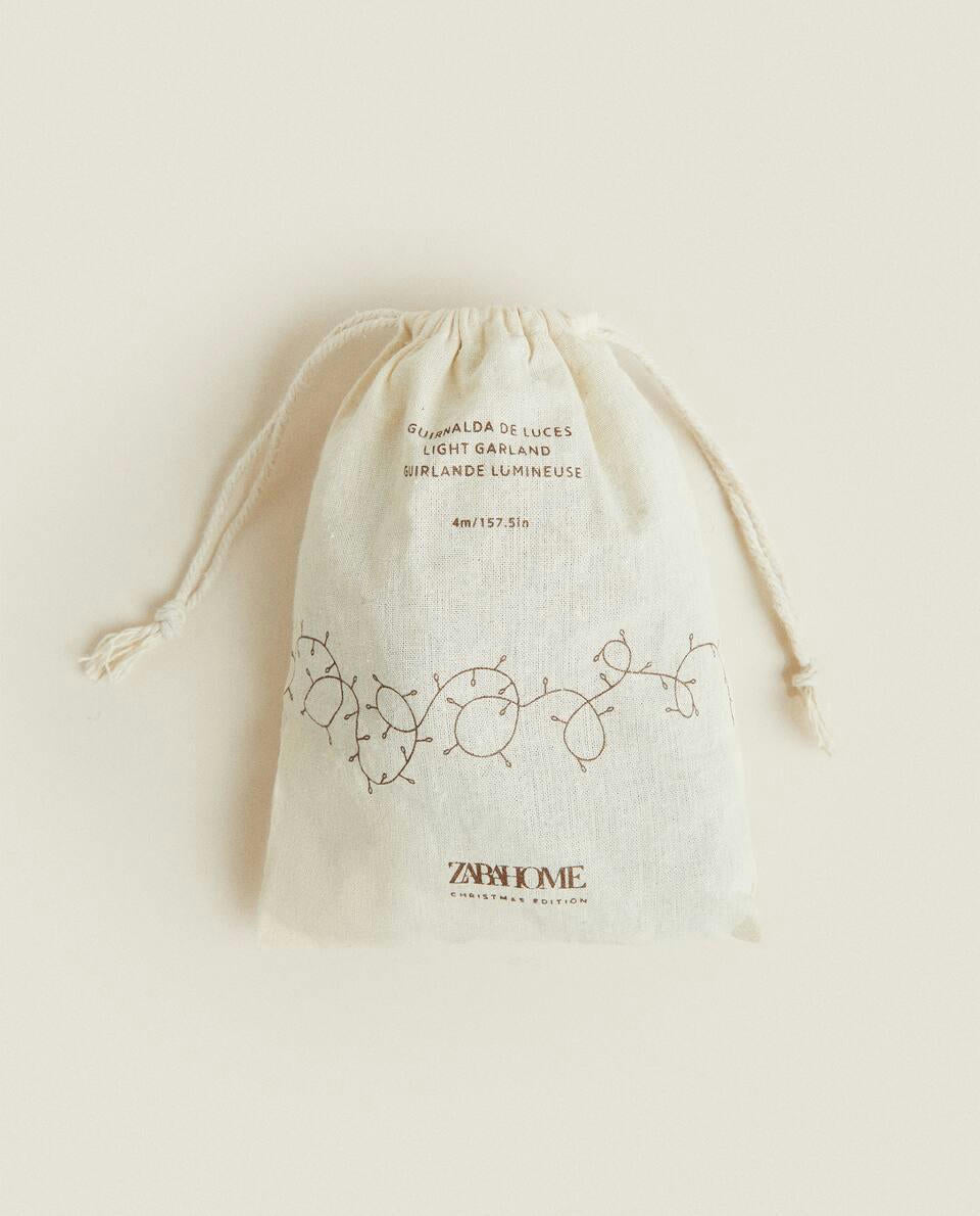 WIRE CHRISTMAS LIGHT STRAND