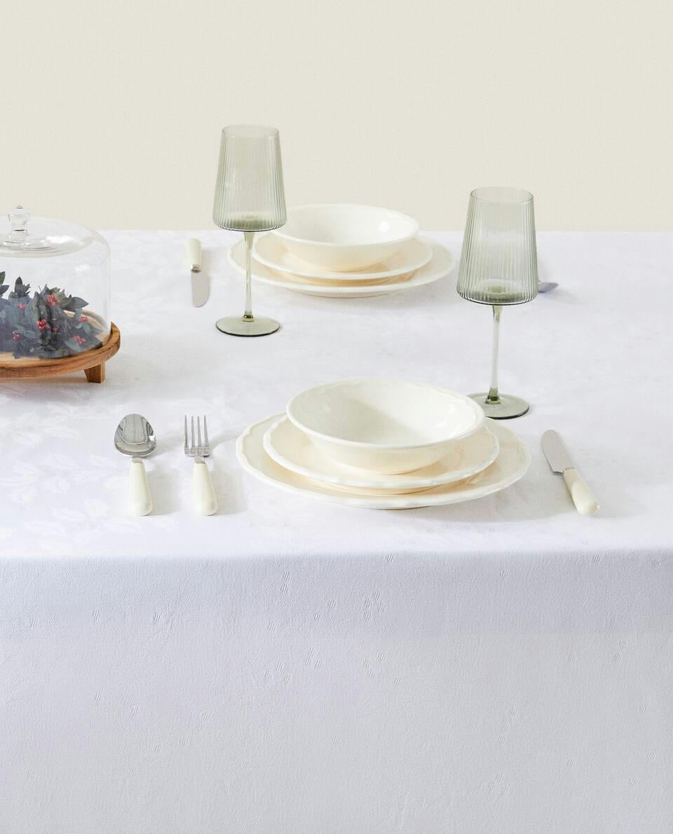 CHRISTMAS GLITTERY FLORAL JACQUARD TABLECLOTH