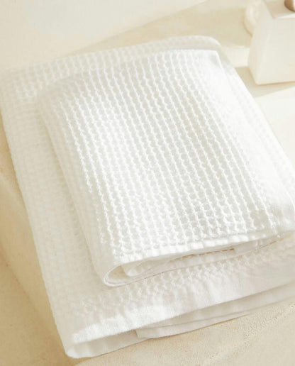 WAFFLE-KNIT COTTON TOWEL