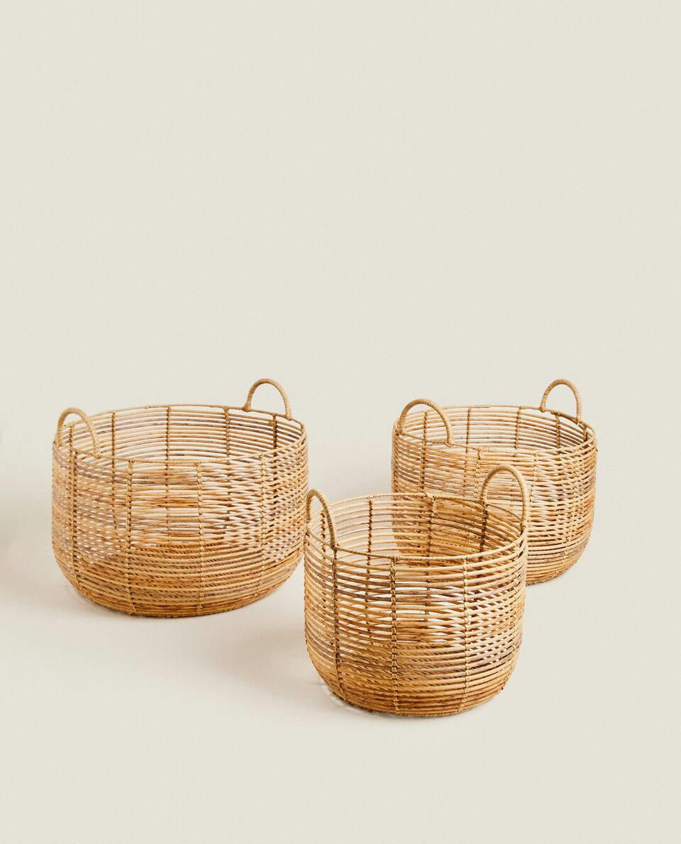 ROUND HAMPER WITH HANDLES