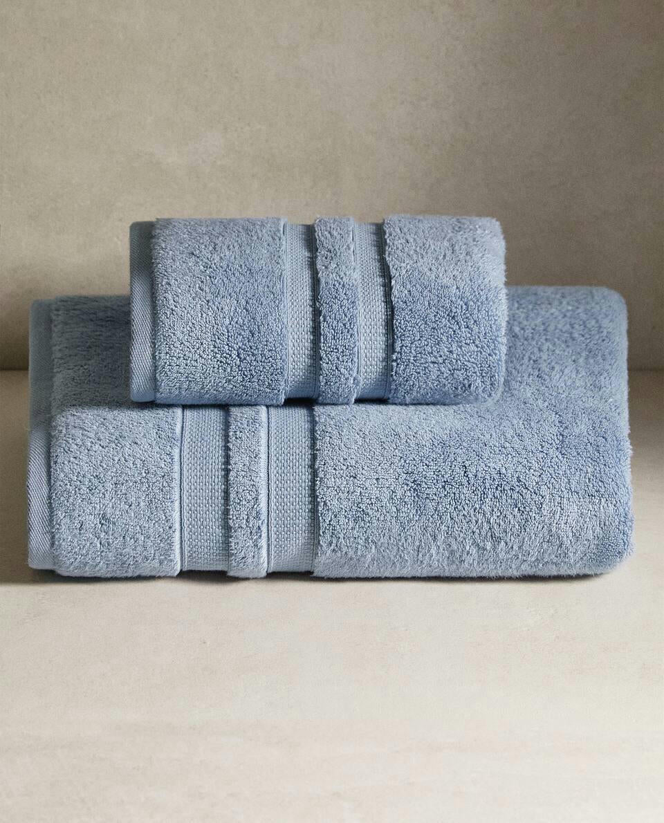 EXTRA SOFT TOWEL WITH DOUBLE BORDER