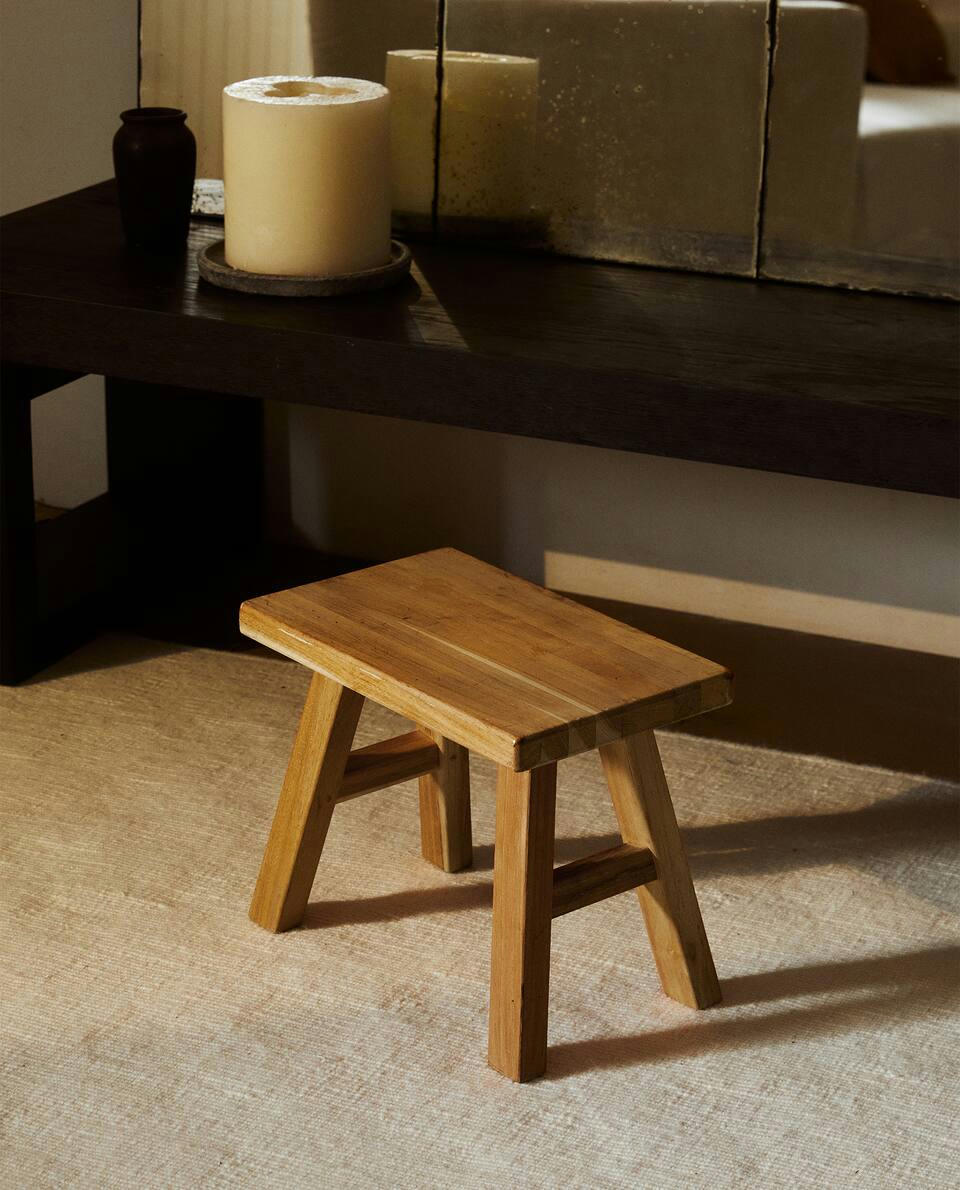 SMALL STOOL