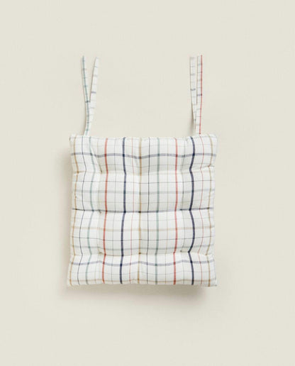 DYED THREAD CHECK CUSHION