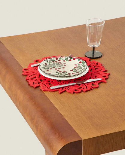 CHRISTMAS FLORAL FELT PLACEMAT