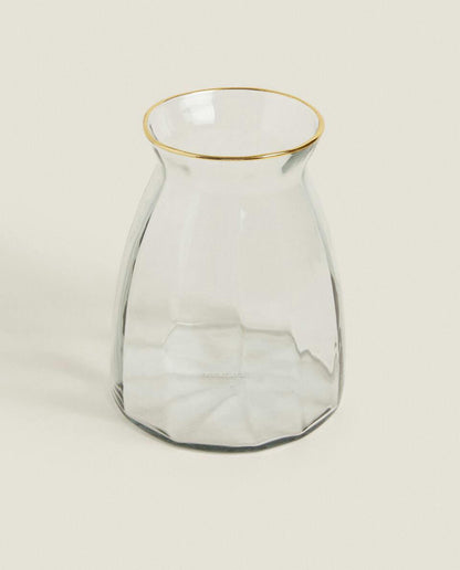 CHRISTMAS FACETED GLASS VASE WITH RIM DETAIL