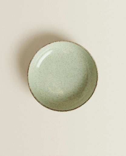 PORCELAIN BOWL WITH ANTIQUE FINISH RIM