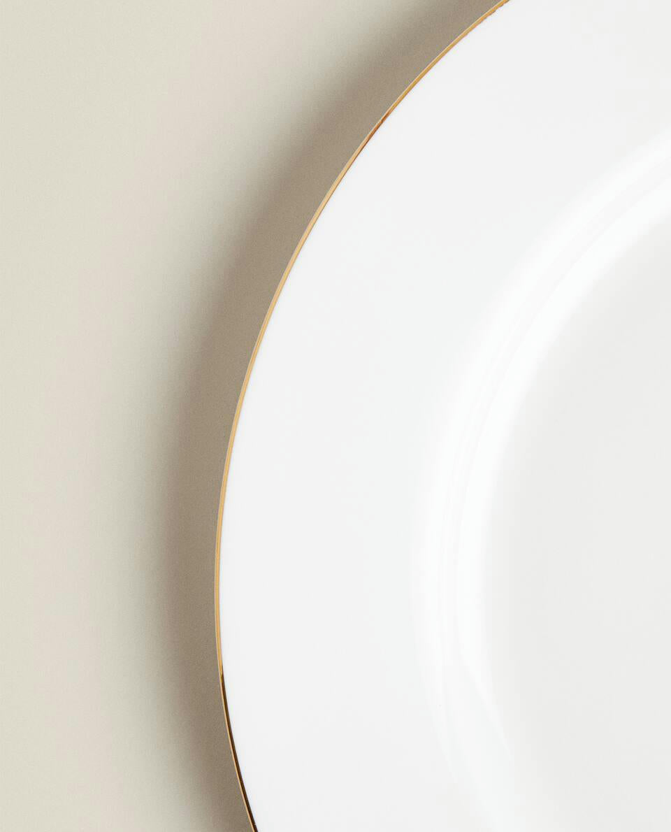 BONE CHINA TABLEWARE WITH GOLDEN RIM