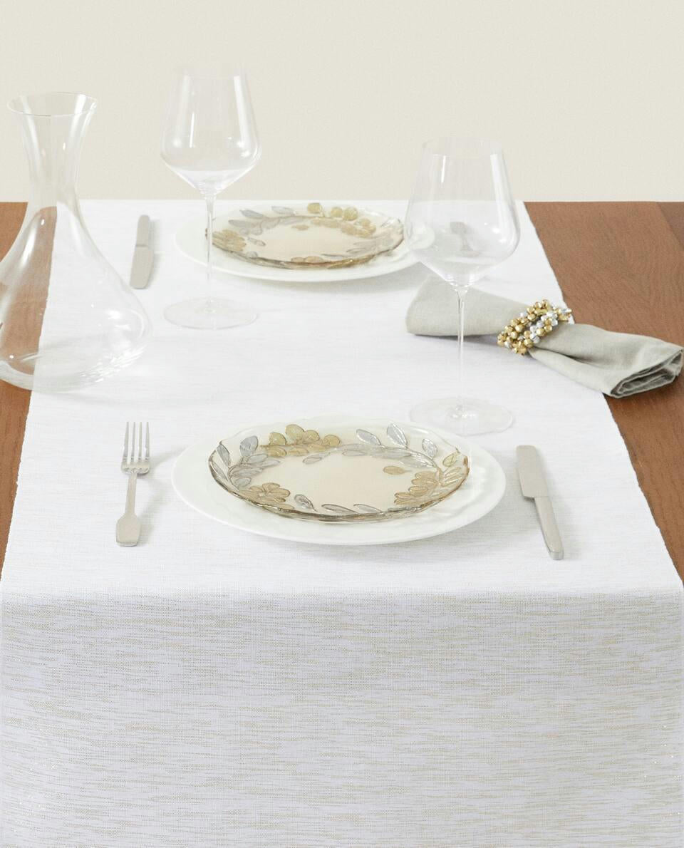 CHRISTMAS GLITTERY TABLE RUNNER