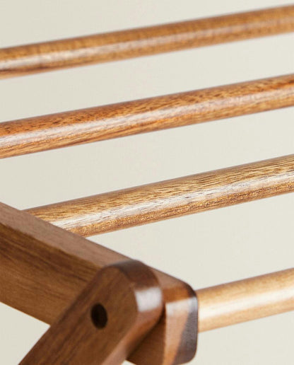 VERTICAL FOLDING WOODEN CLOTHES HORSE